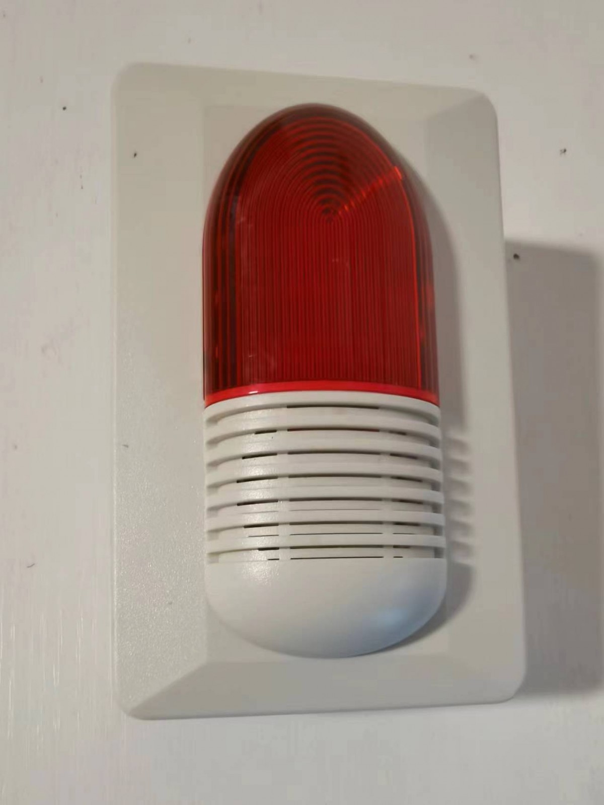 聲光報警器